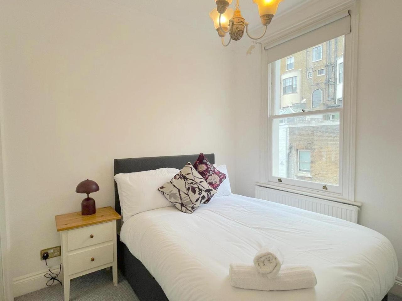 Luxury Apartment In Paddington Лондон Екстериор снимка