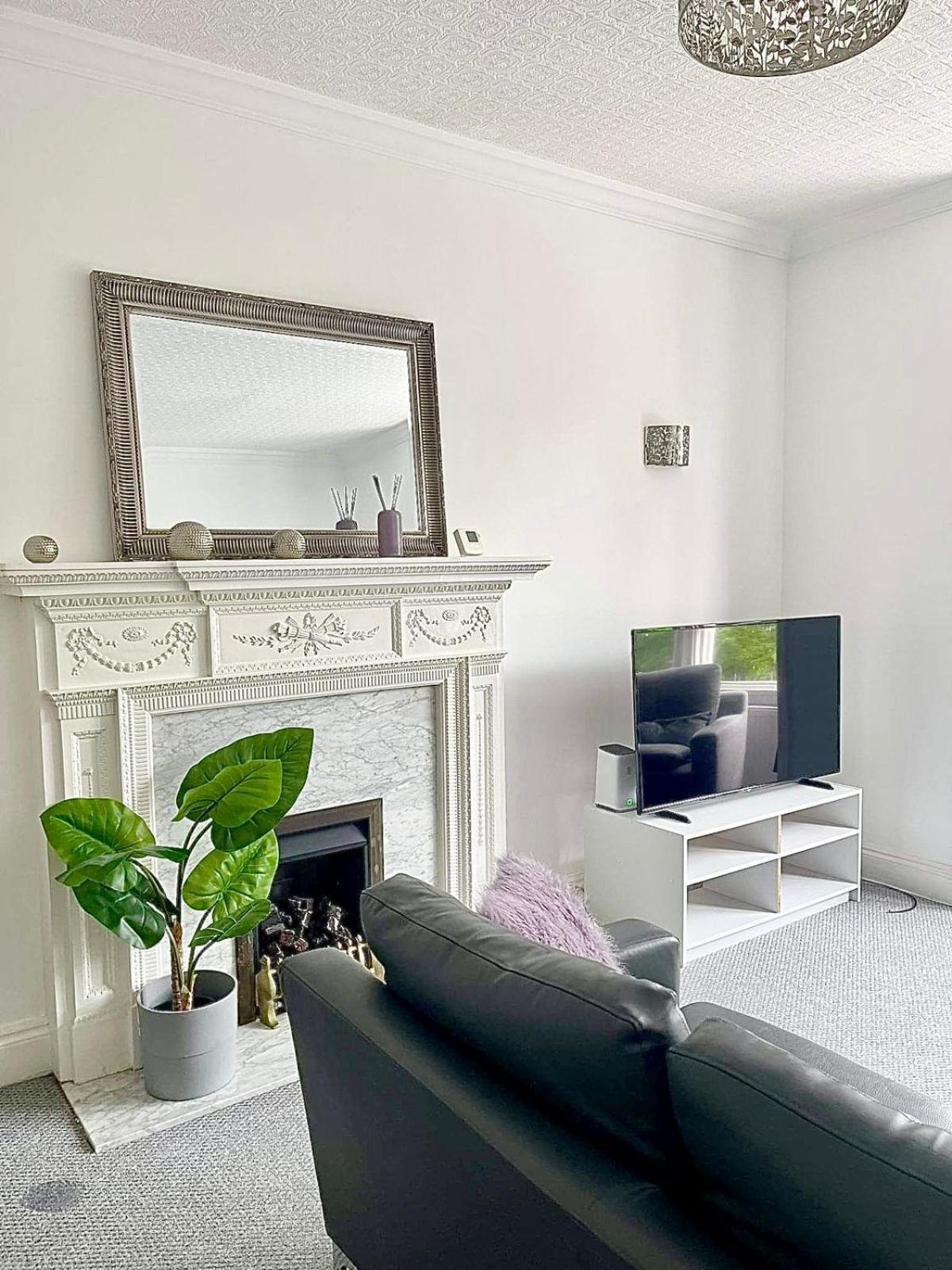 Luxury Apartment In Paddington Лондон Екстериор снимка