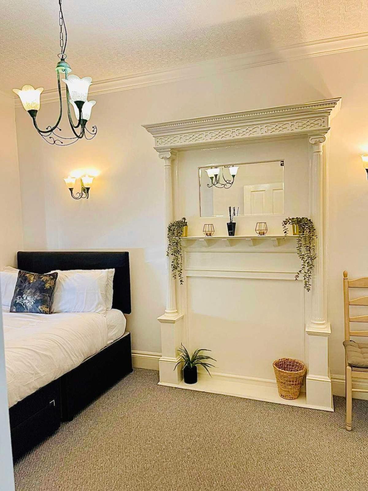 Luxury Apartment In Paddington Лондон Екстериор снимка